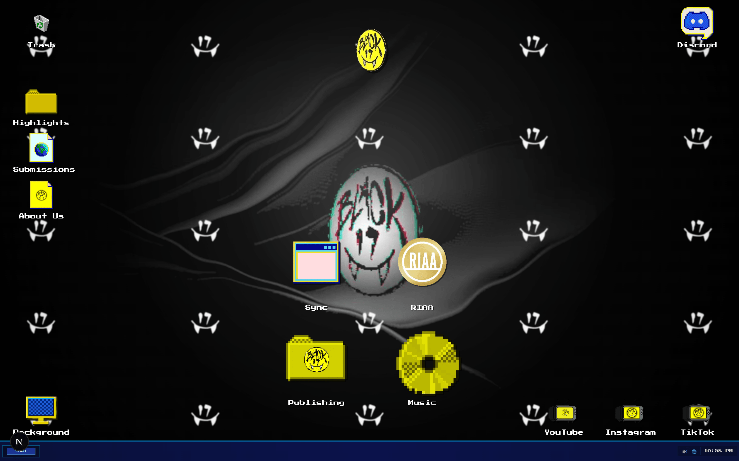 Black 17 Media dark theme desktop